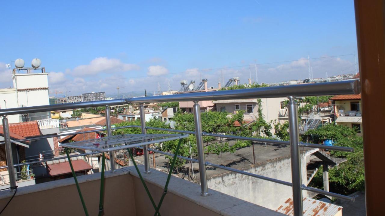 Deni'S Family Apartment In New Blvd Tirana Kültér fotó