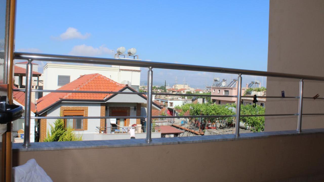 Deni'S Family Apartment In New Blvd Tirana Kültér fotó
